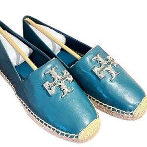 🆕- Tory Burch Eleanor Leather NWT
Espadrille in Brisk Blue. Size: 8